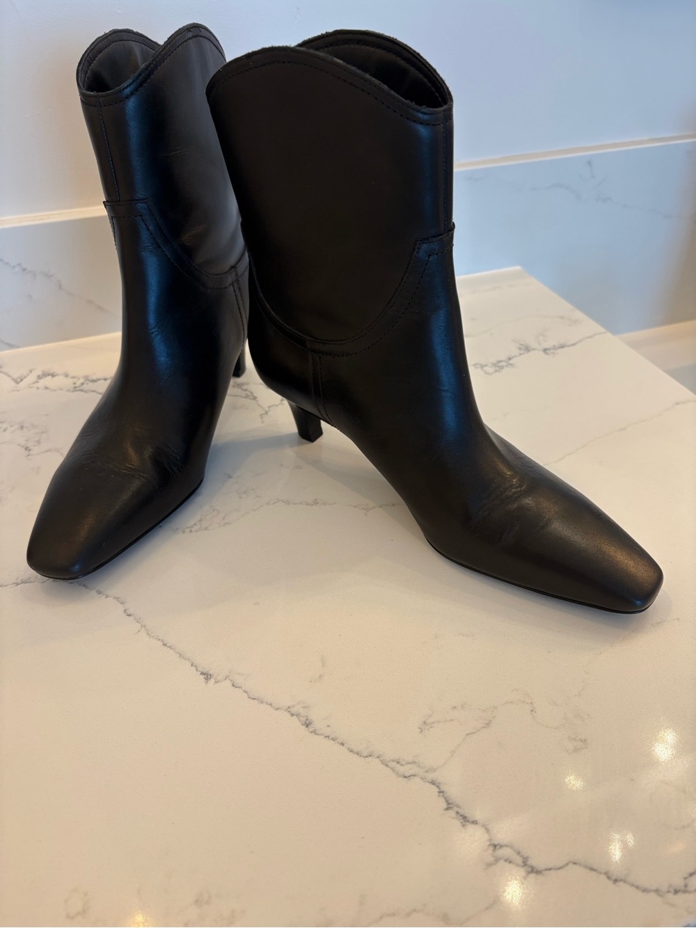 Nordstrom Black Leather Pointed-Toe Mid-Heel Ankle Boots - Women